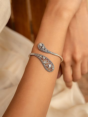 Gold Charm Bracelet