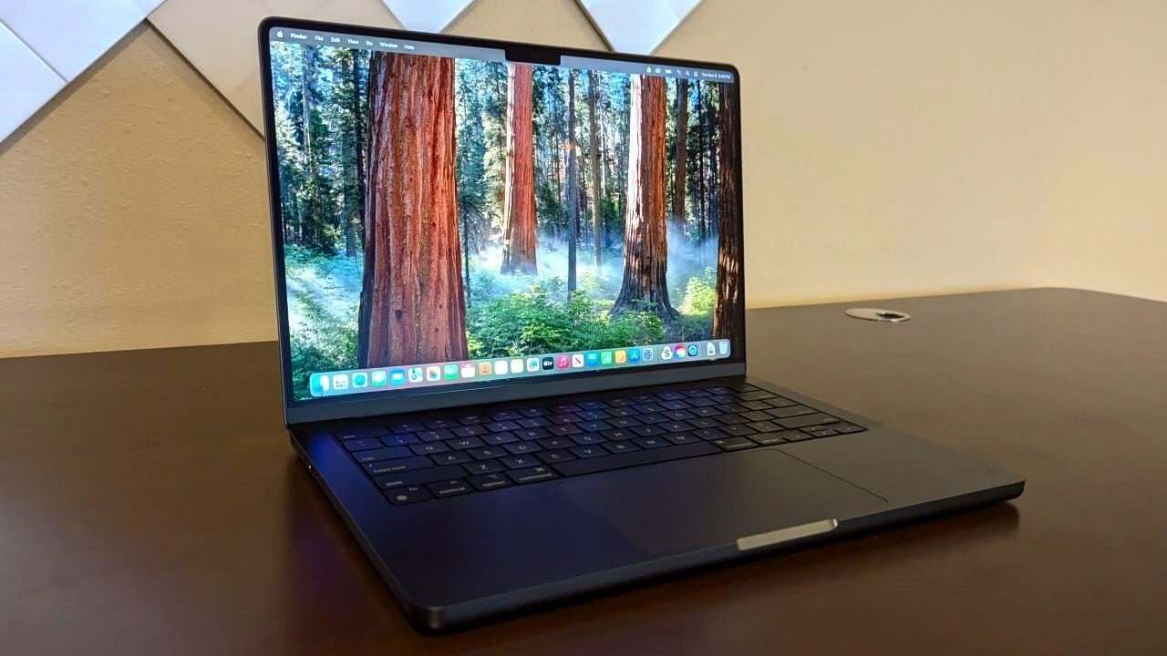 Laptop Pro 14"